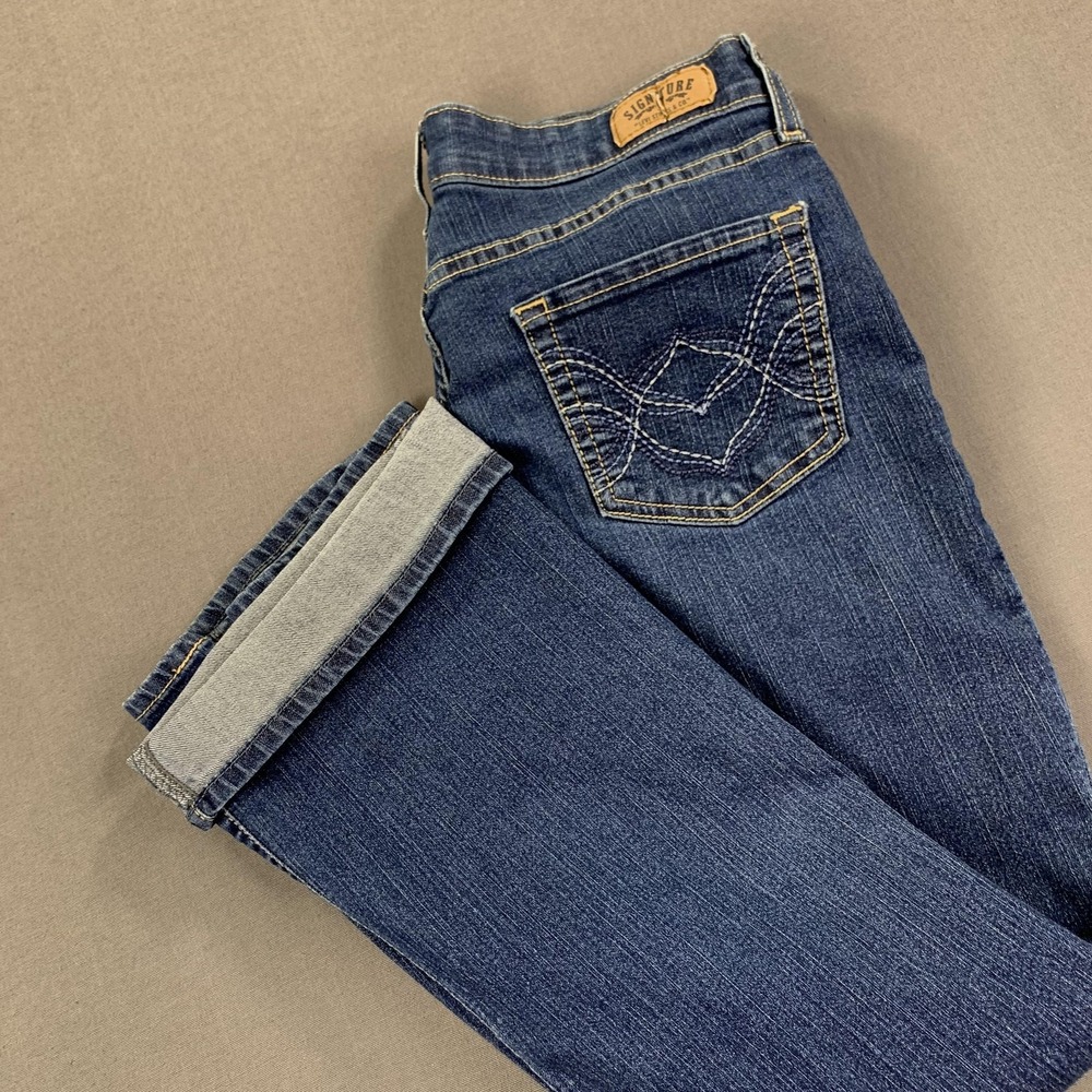 Signature by Levi Strauss & Co. Jeans Womens 32x31 Blue Modern Bootcut Mid Rise